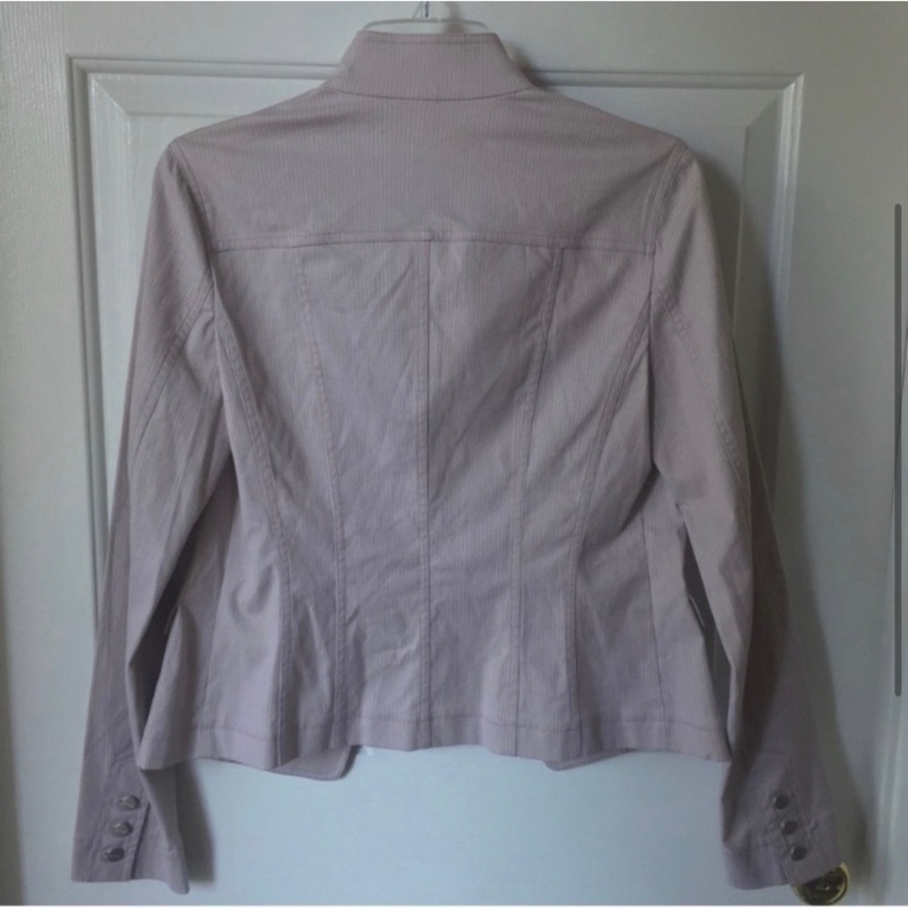 Tahari Pinstripe Trucker Jacket Beige Size S - Picture 2 of 6